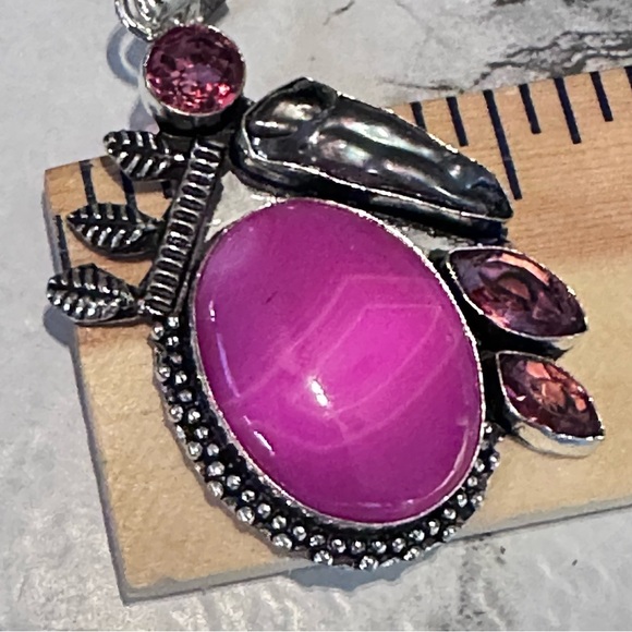 Artisan Pink Dyed Agate Pendant With Glass Accents Silver Tone Metal - Picture 4 of 8